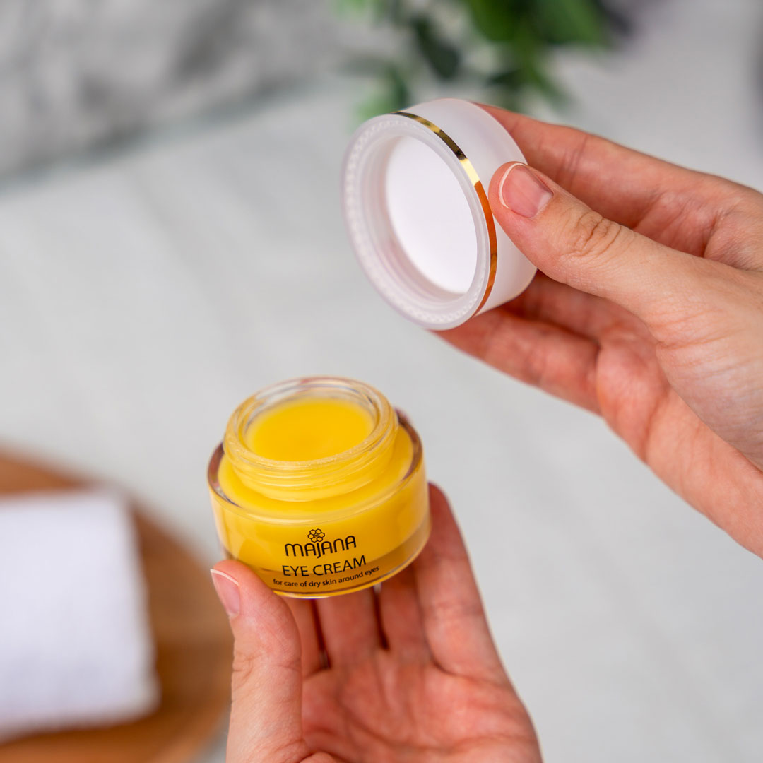 Eye Cream (239 sek)