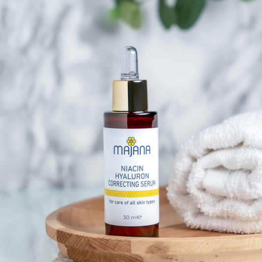 Niacin Hyaluron Correcting Serum (279 sek)